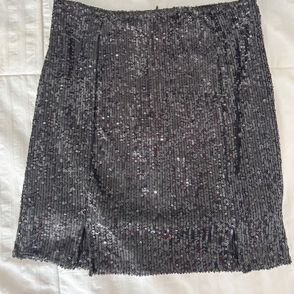 BLACK SEQUIN MINI SKIRT
